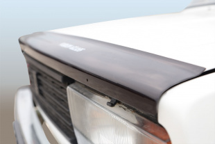 Спойлер на капот для а/м ВАЗ 2105 Voron Glass с еврокрепежом фото 108041