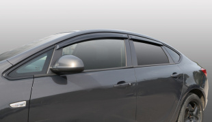 Дефлекторы на боковые стекла VORON GLASS OPEL ASTRA 2012-н.в седан (накладные/скотч) (к-т 4шт) фото 109221