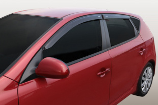 Дефлекторы на боковые стекла VORON GLASS KIA CEED 2012 /ХЕТЧБЕК/ (накладные/скотч) (к-т 4шт)  фото 103558